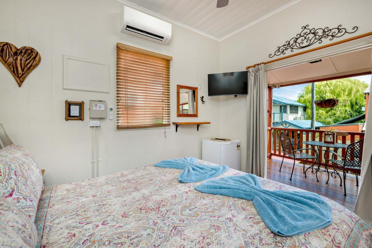 Deluxe Double Room Balcony,1519524283:JPEG